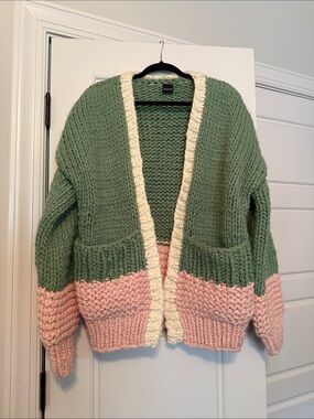 SAACHI Green, Cream & Pink Chunky Knit Cardigan